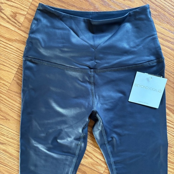 Beyond Yoga Heather Rib High Waisted Legging Navy Shine XS NWT - Picture 2 of 10